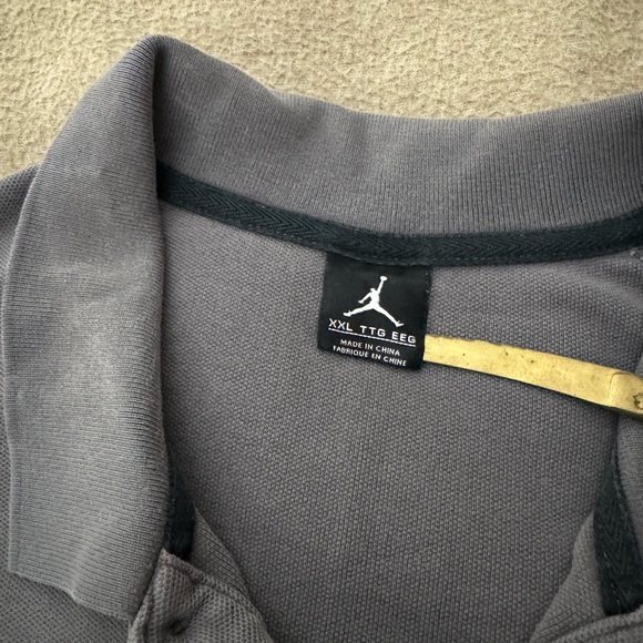 Nike JORDAN TEAM GOLF POLO STYLE Grey
Jumpman Men Size XXL - Picture 2 of 7